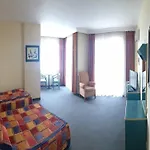 Hotel Merlin Park
