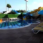 Merlin Park ホテル 3*